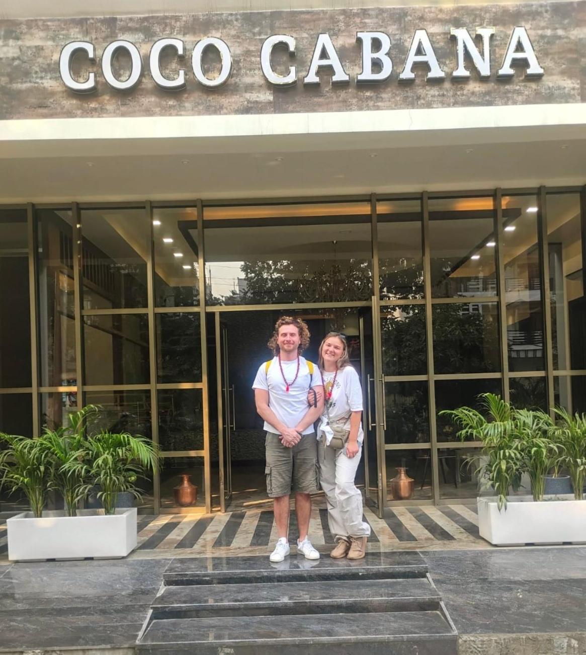 Coco Cabana Варанаси Екстериор снимка