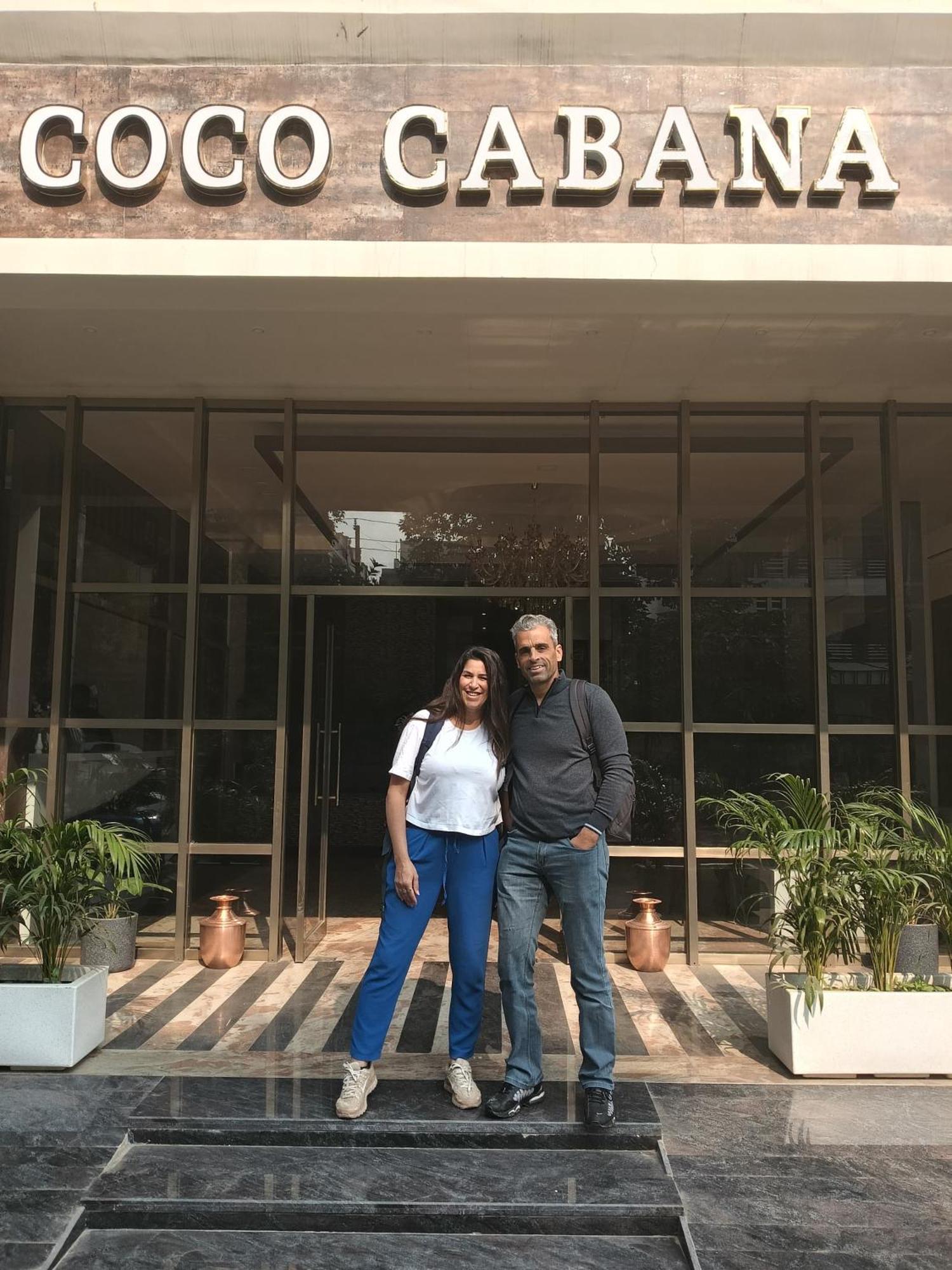 Coco Cabana Варанаси Екстериор снимка